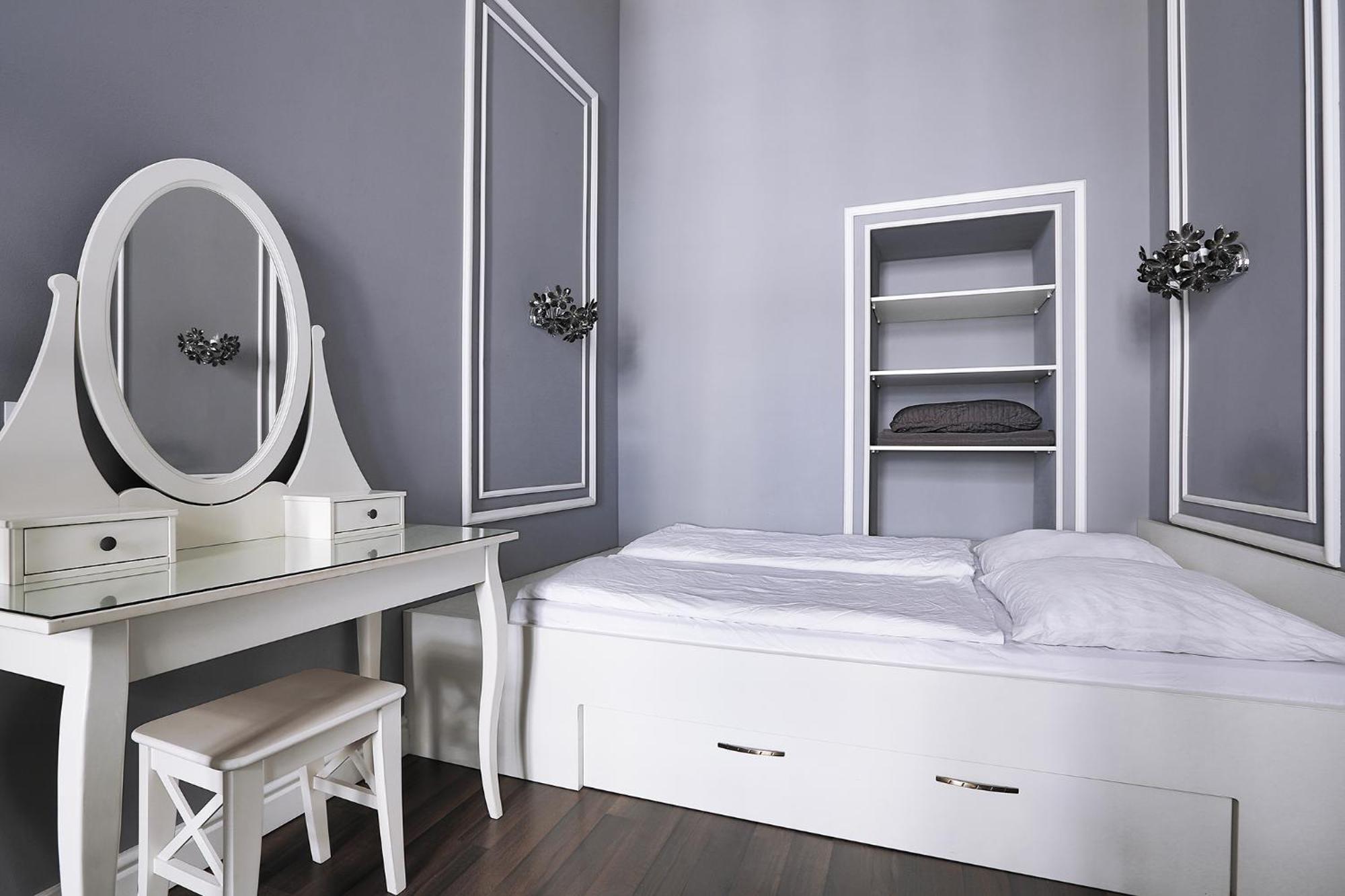 Two-Bedroom Haven In The Old Town Praga Exterior foto